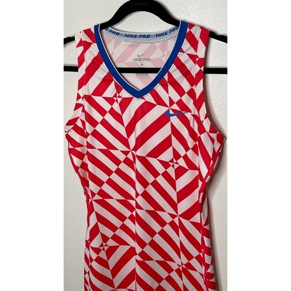Nike Pro Dri Fit Sleeveless Top - Picture 4 of 5